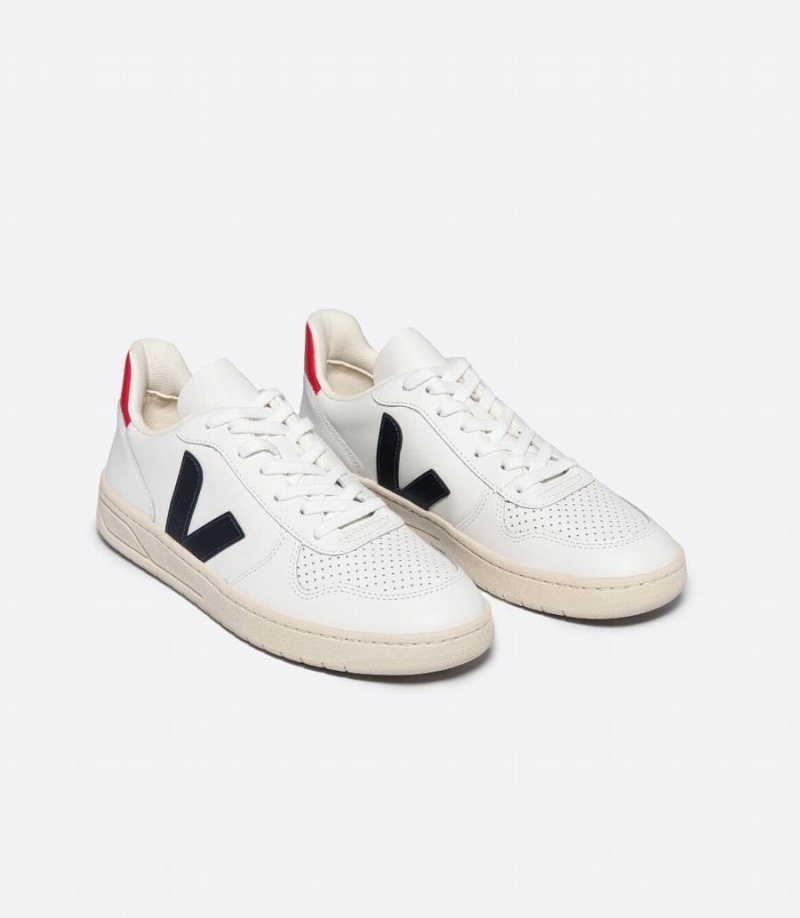 Χαμηλα Sneakers ανδρικα Veja V-10 δερματινα Βάρκας Pekin ασπρα κοκκινα μαυρα | EOA3380HP